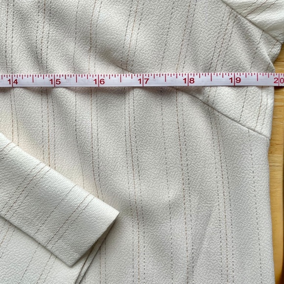 NM Neiman Marcus Blouse - Picture 13 of 13